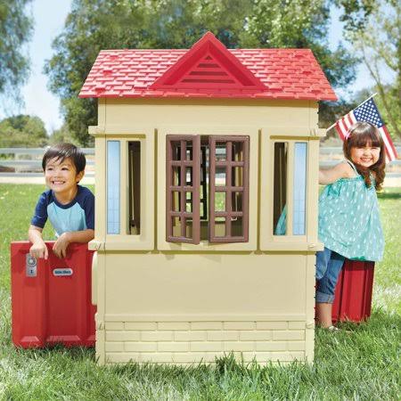 Cape Cottage Playhouse, Tan G64675