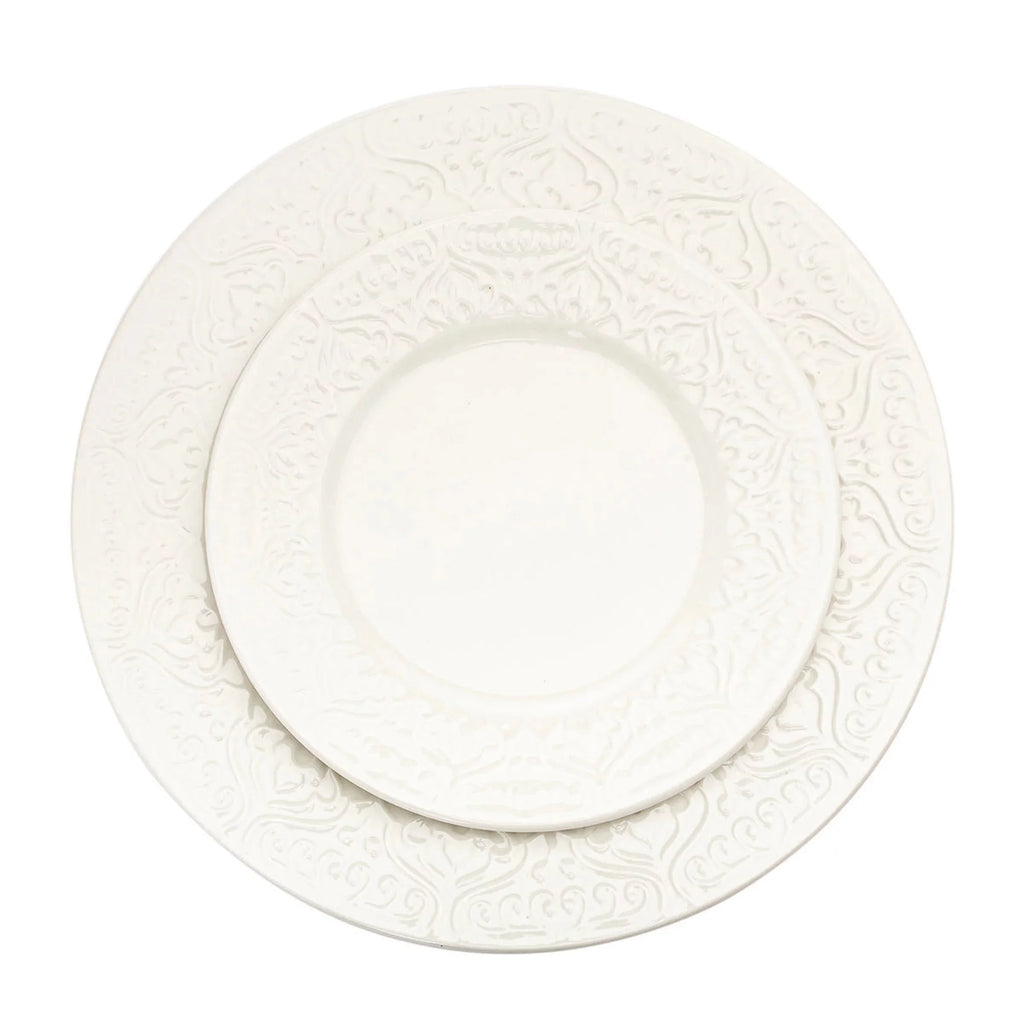 Porcelain 16 Piece Dinnerware Set O42670
