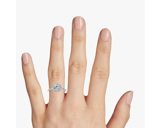 14K White Gold Diamond Engagement Ring W19731