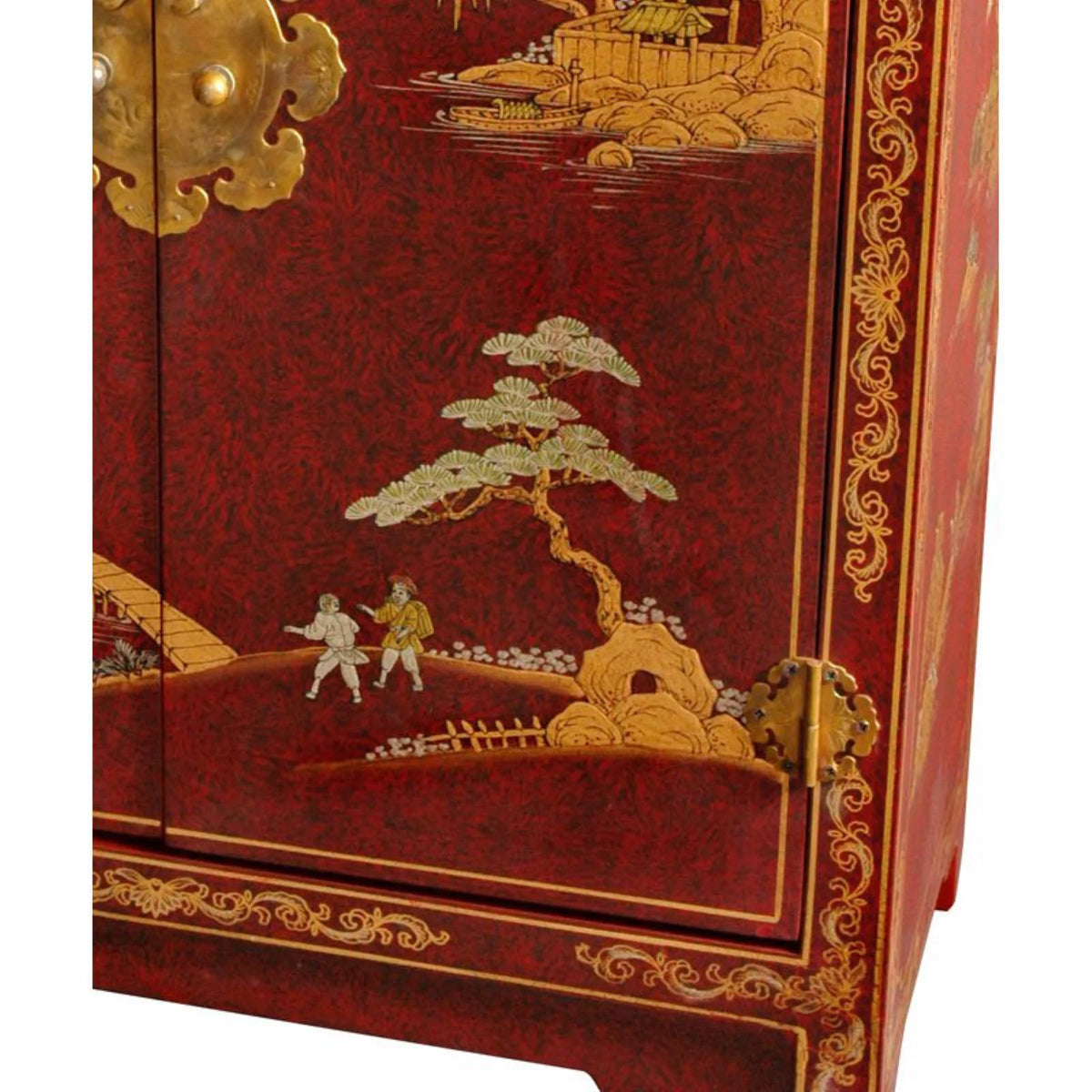 Red Lacquer Cabinet T617